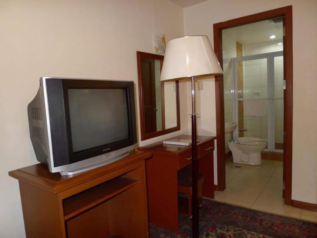 Hotel Cosmopolitan Baguio City Bagian luar foto
